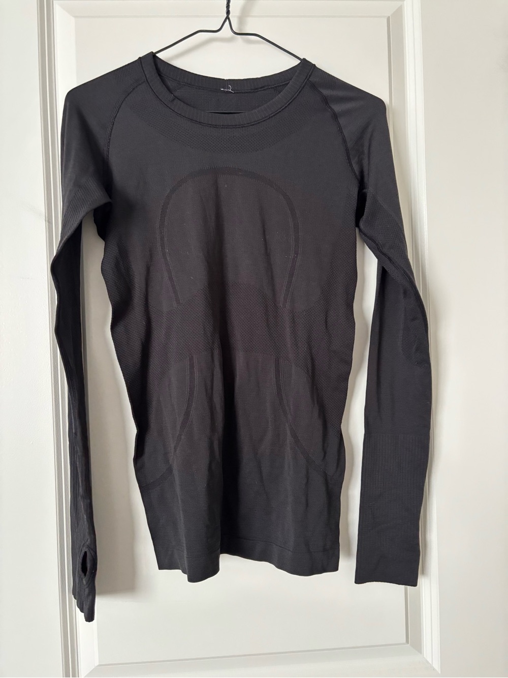 lululemon athletica Black Long Sleeve Seamless Top